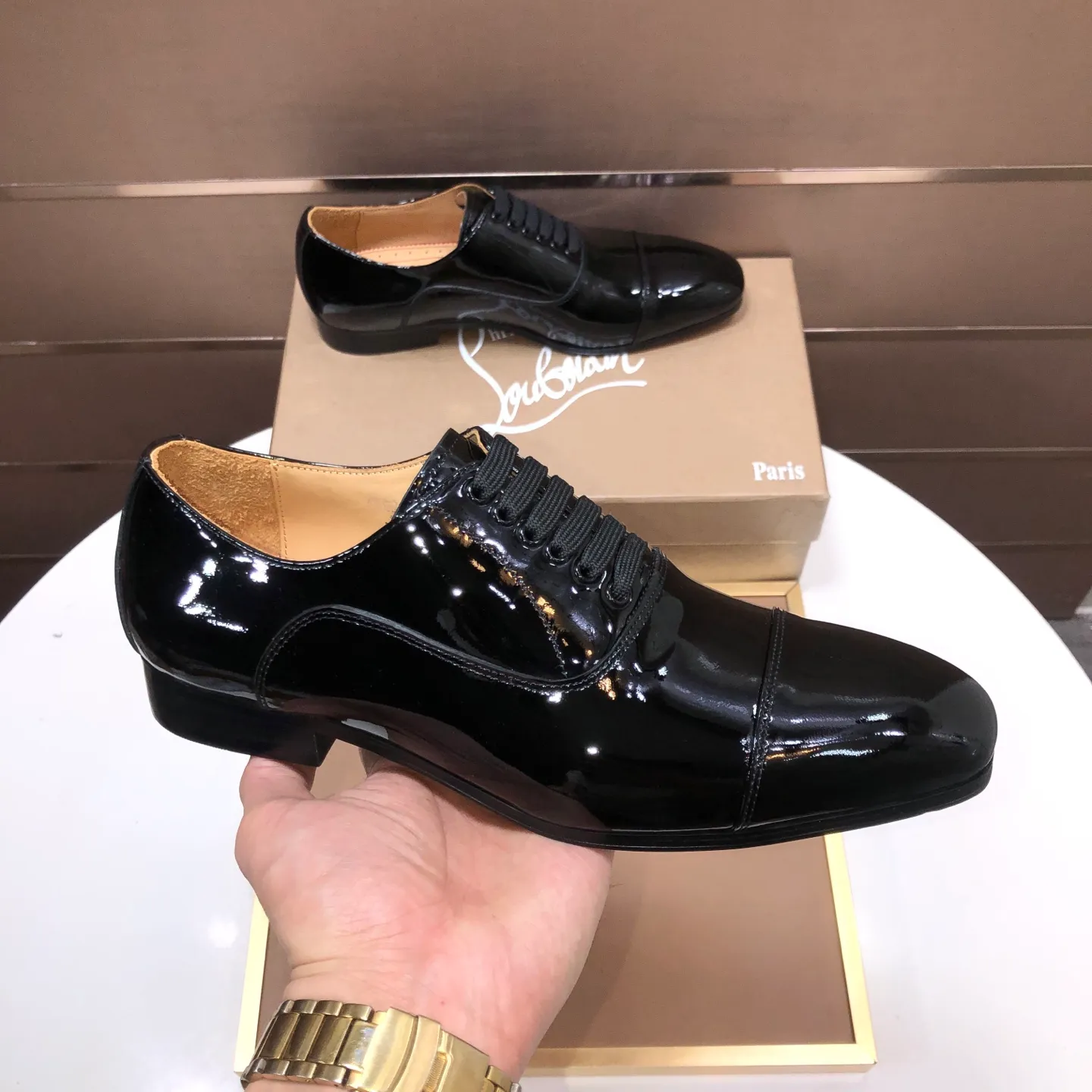 Men's shoes 💰620💰 [Chrstian Loubotin] Red-soled shoes 💋Original mold opening, the highest version on the market, purely handmade ❗️Imported rivets, imported high-end diamonds ➕The upper is made of imported cowhide, and the first layer of water-dyed cowhide lining! Original EU high-gloss outsole.38-44